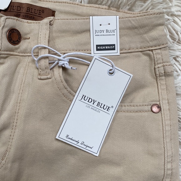 🎉HP🎉Judy Blue Garment Dyed High Waisted Shorts 💗 Bone - Picture 8 of 15